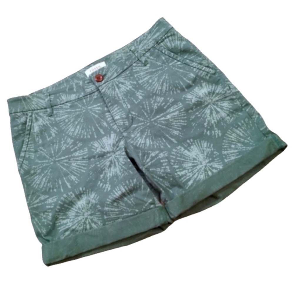 Fossil Green Patterned Cuffed Shorts Size 4 - image 1